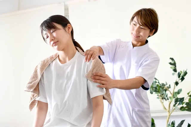 肩こり・頭痛・首の痛みを改善・解消することで、眼精疲労も治療